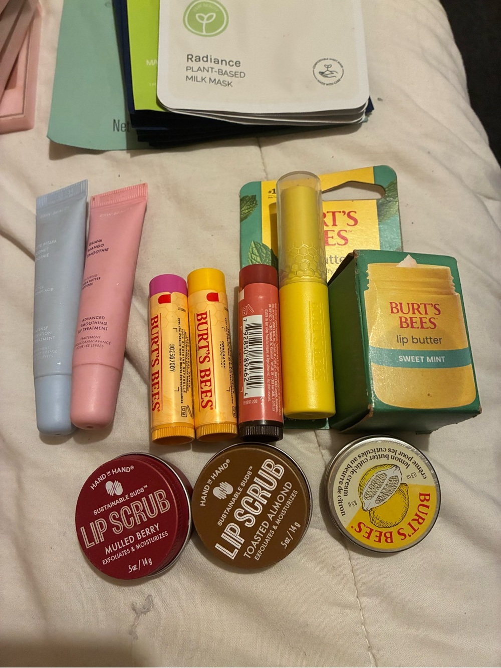 Makeup Lot - Picture 8 of 14